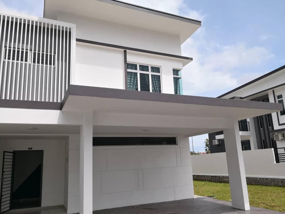 Kangkar Chemaran Johor Desaru Beach Bungalow Villas מראה חיצוני תמונה